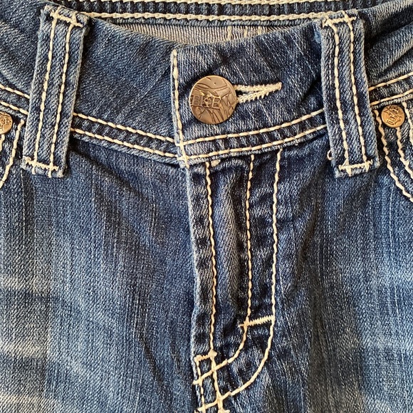 BKE Culture Crop Jeans - Picture 9 of 10